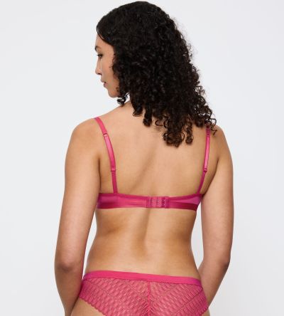 Сутиен Триумф с банел и оформена чашка с Push Up ефект Aura Spotlight  T WHU искрящо розов