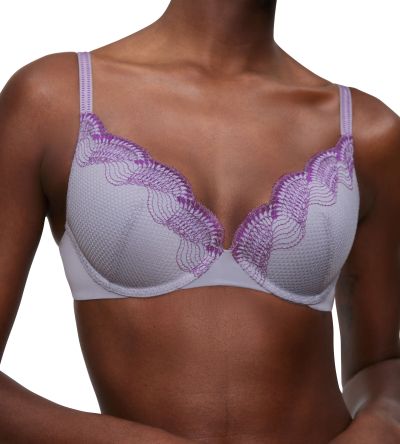 Сутиен Триумф с банел и оформена чашка с Push Up ефект Comfort Glam WHU светло сив