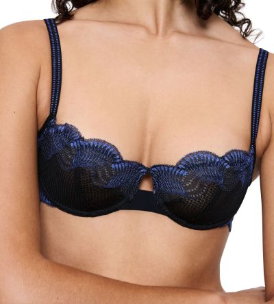 Сутиен Триумф с банел и мека чашка Comfort Glam WH черен