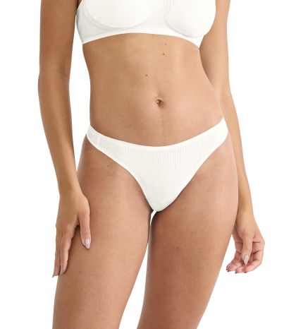 Бикини Слоги тип прашка Sloggi Zero Feel Pure String копринено бели
