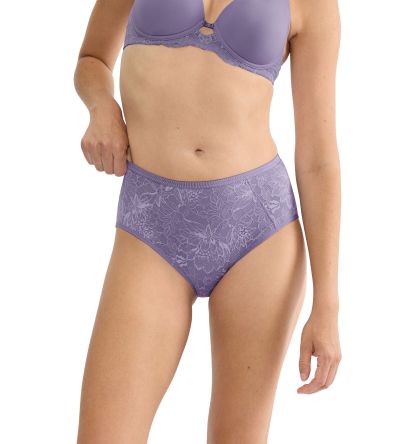 Бикини Триумф класическа кройка с висока талия Amourette Charme Maxi светло лилави