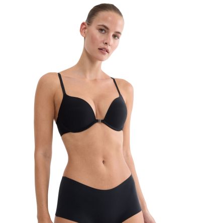 Сутиен Триумф с банел и оформени чашки с повдигащ Push Up ефект Pure Micro WHUF черен